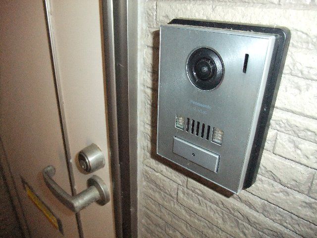 2DK Apartment for Rent in Kashiwazaki, Niigata - 52,000 Yen - Thumbnail 2