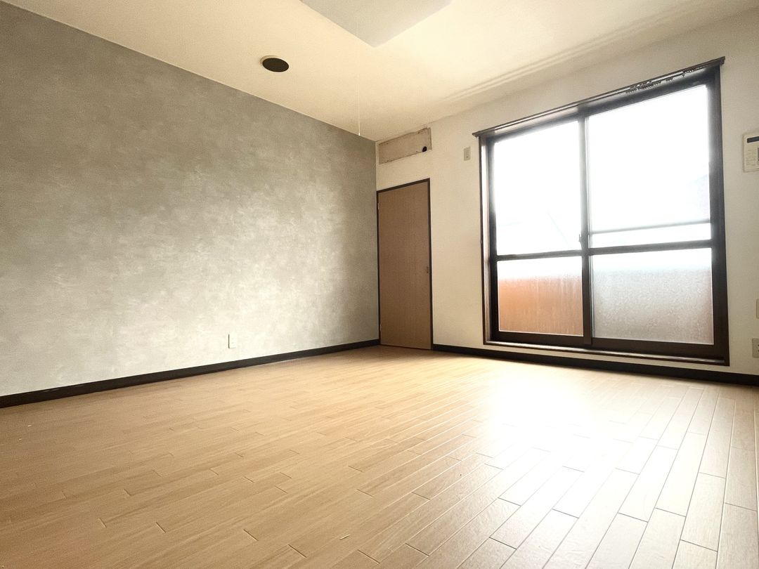 Renovated 1DK Apartment for Rent in Kashiwazaki, Niigata - Thumbnail 2