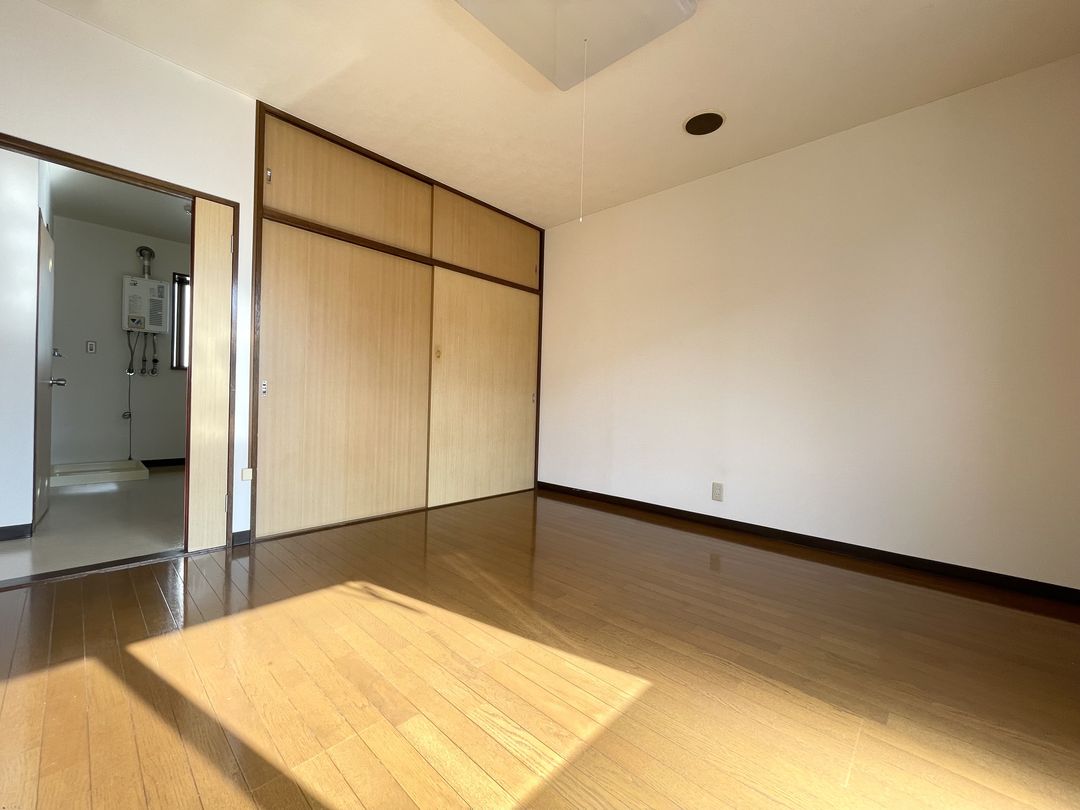 Renovated 1DK Apartment for Rent in Kashiwazaki, Niigata - Thumbnail 3