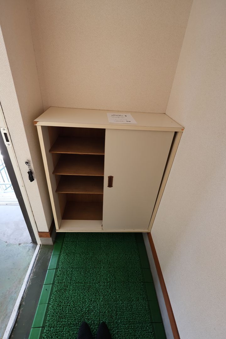 2LDK Apartment for Rent in Mitsuke, Niigata - Free Parking - Thumbnail 2