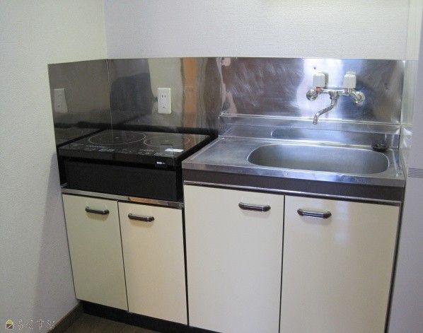 1K Apartment for Rent in Kashiwazaki, Niigata - 30,000 Yen - Thumbnail 3