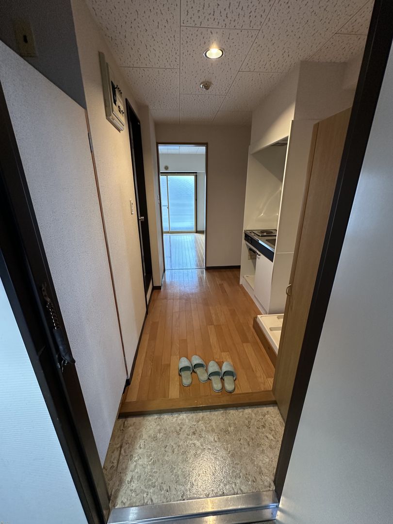 1K Apartment for Rent in Quiet Nagaoka Neighborhood - Thumbnail 2