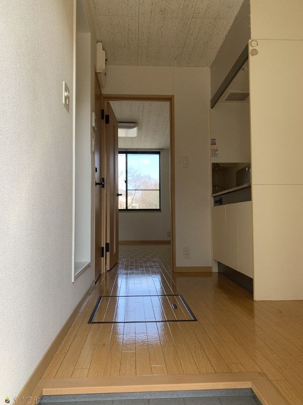 1K Apartment for Rent in Kashiwazaki, Niigata - 25,000 Yen - Thumbnail 2