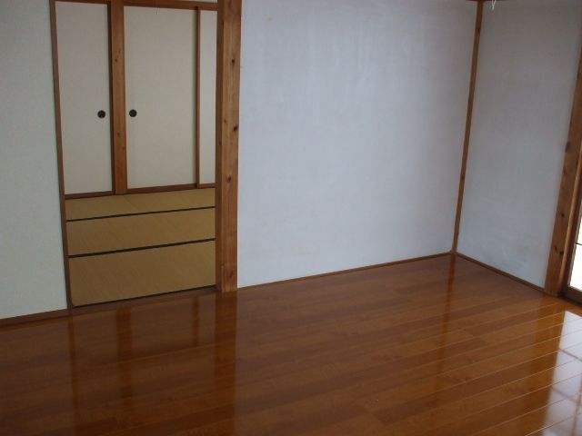 2DK Apartment for Rent in Nagaoka, Niigata - 4.3万円 - Thumbnail 2