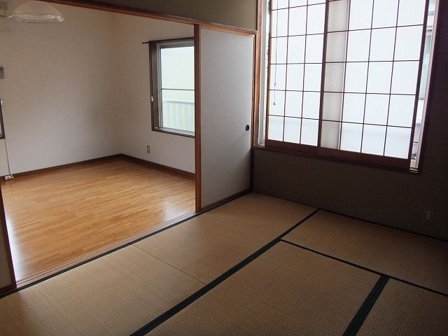 Renovated 2K Apartment with Free Internet in Nagaoka, Niigata - Thumbnail 4
