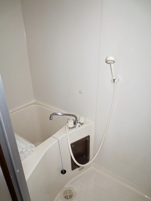 Granpale Shimoyama 105 1K Apartment for Rent in Nagaoka - Thumbnail 4