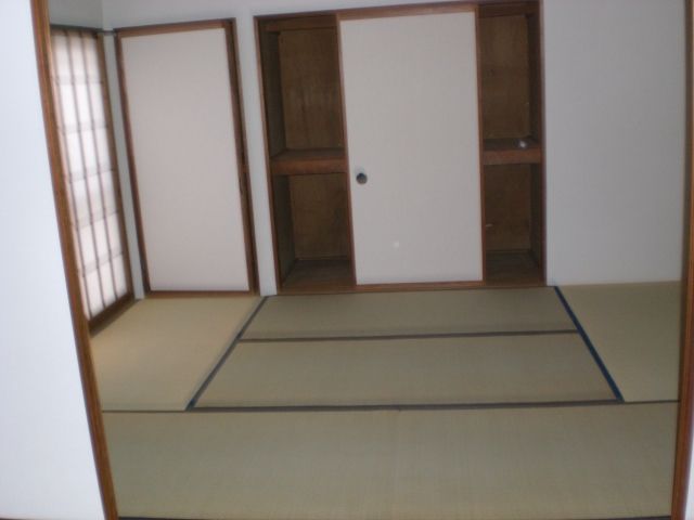 3DK Apartment for Rent near Nagaoka Station, Niigata - Thumbnail 3