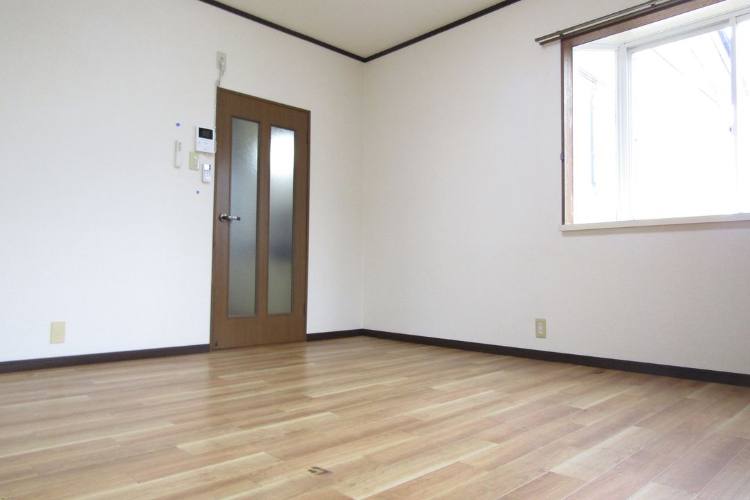 1K Apartment for Rent in Nagaoka, Niigata - Bell House I - Thumbnail 3