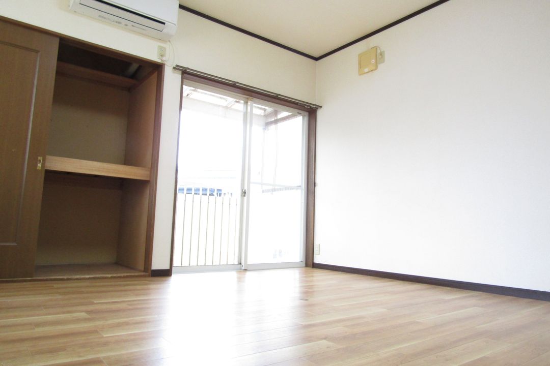 1K Apartment for Rent in Nagaoka, Niigata - Bell House I - Thumbnail 4
