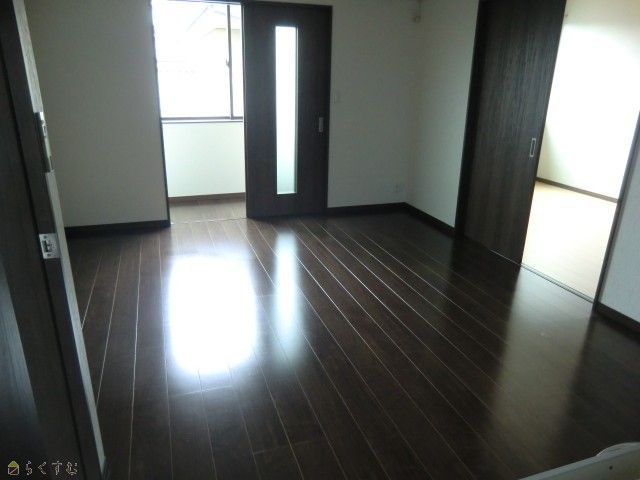 1LDK Apartment for Rent near Mitsuke Station, Niigata - Thumbnail 2