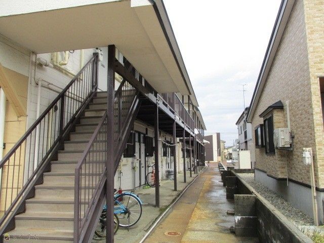 1K Apartment for Rent in Nagaoka with Free Parking & Internet - Thumbnail 3