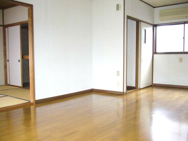 1LDK Apartment for Rent in Nagaoka, Niigata - 40,000 Yen - Thumbnail 3