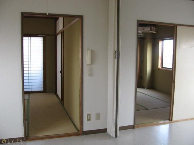 White Heim Tokiwa 302 Apartment for Rent in Nagaoka, Niigata - Thumbnail 4