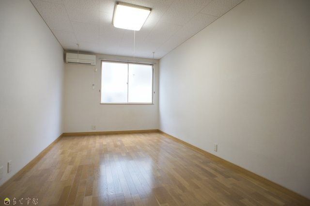 1K Apartment for Rent in Nagaoka, Niigata - Robin Roost III - Thumbnail 2