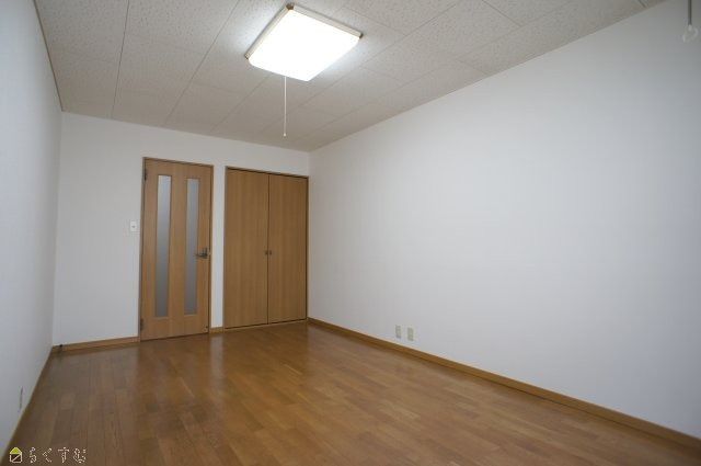 1K Apartment for Rent in Nagaoka, Niigata - Robin Roost III - Thumbnail 3