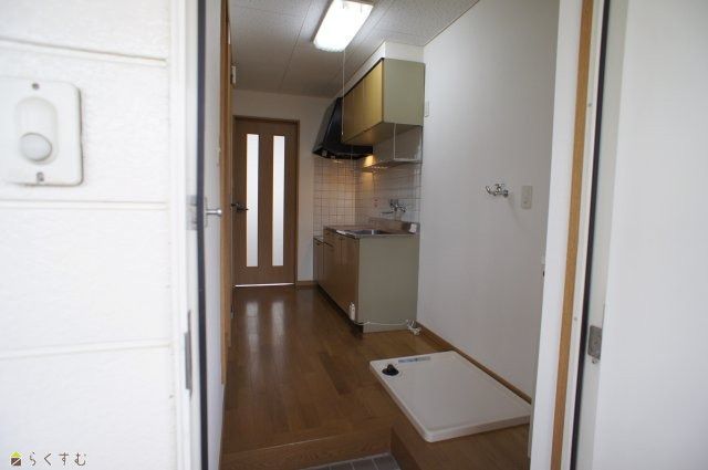 1K Apartment for Rent in Nagaoka, Niigata - Robin Roost III - Thumbnail 4