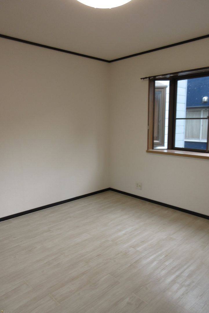 1K Apartment for Rent in Nagaoka, Niigata - Cosmo Heights Nagamine - Thumbnail 3