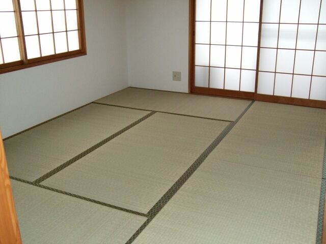 Maison Forward 2DK Apartment for Rent in Nagaoka, Niigata - Thumbnail 3