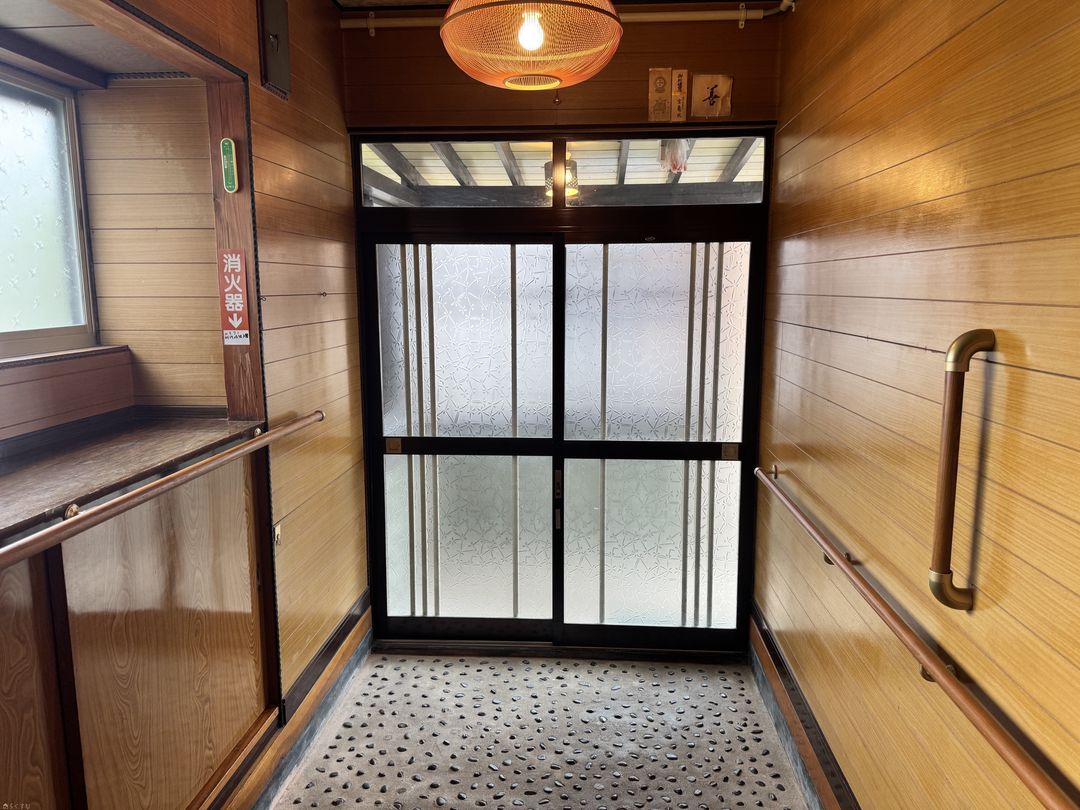 6DK Detached House in Ojiya, Niigata – 2,000,000 Yen - Thumbnail 4