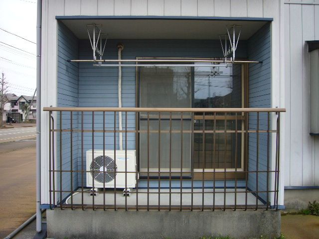 2DK Apartment for Rent in Nagaoka, Niigata - Hikari Heights - Thumbnail 2