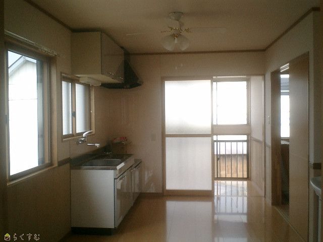 Pet-Friendly 2LDK Apartment for Rent in Nagaoka, Niigata - Thumbnail 2