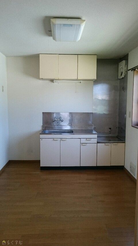 Maison Mew 2DK Apartment for Rent in Joetsu City, Niigata - Thumbnail 3