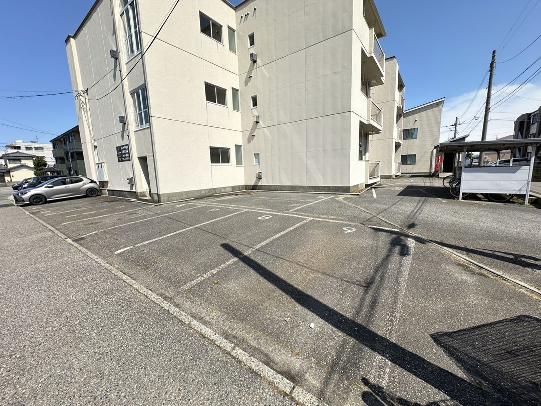2DK Apartment for Rent in Nakayamayama, Niigata - Thumbnail 3