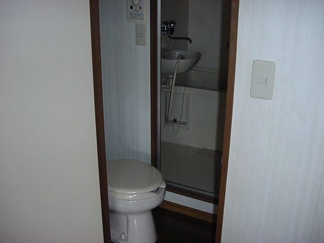 1DK Apartment for Rent in Quiet Nagaoka, Niigata - Thumbnail 2