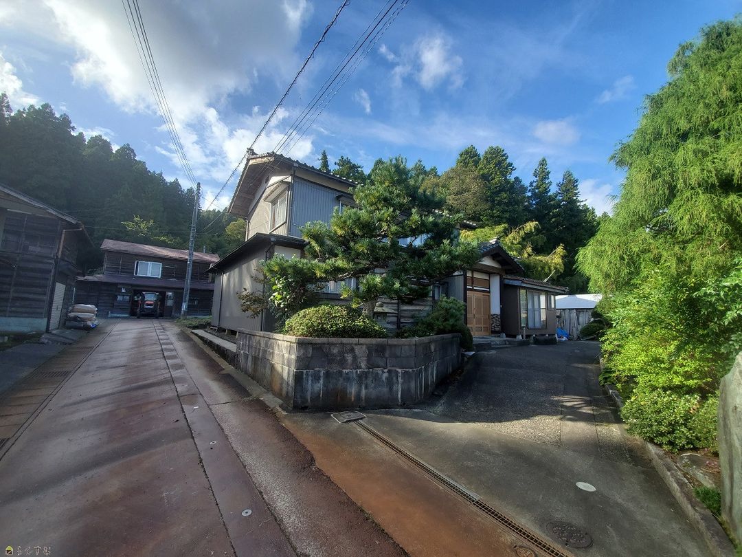 7DK Detached House for Rent in Yoita-cho, Nagaoka - Thumbnail 2