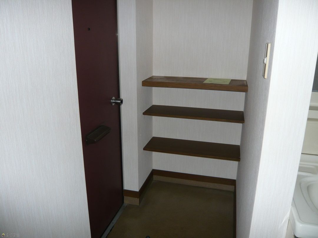 Mansion Sara 203: 1DK Apartment for Rent in Mitsuke, Niigata - Thumbnail 2