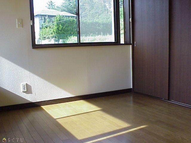 1K Apartment for Rent in Kashiwazaki, Niigata - Park Heights 201 - Thumbnail 3