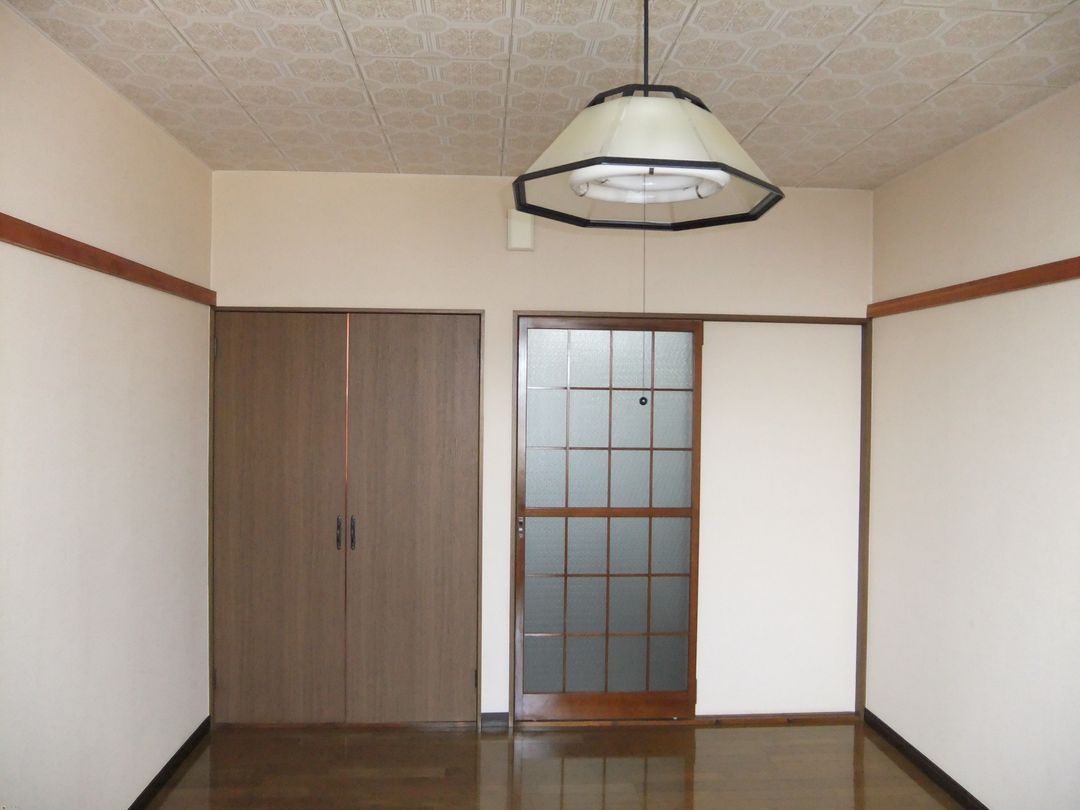 1DK Apartment for Rent in Kashiwazaki, Niigata - 35,000 Yen - Thumbnail 2