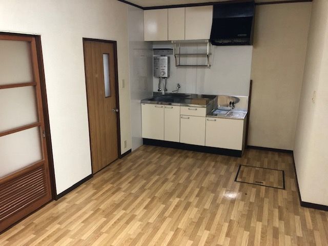 Pet-Friendly 2DK Apartment for Rent in Joetsu, Niigata - Thumbnail 2