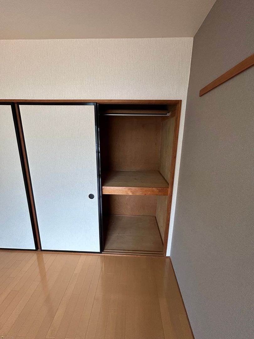Sunpia Kawasaki 102 2DK Apartment for Rent in Nagaoka - Thumbnail 4