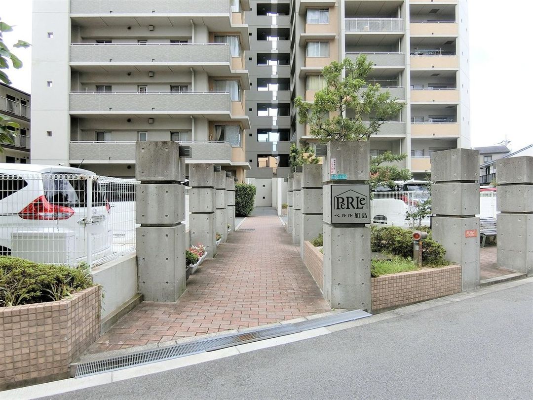 2SLDK Apartment Near Kashima Station in Osaka for 28.99 Million Yen - Thumbnail 2