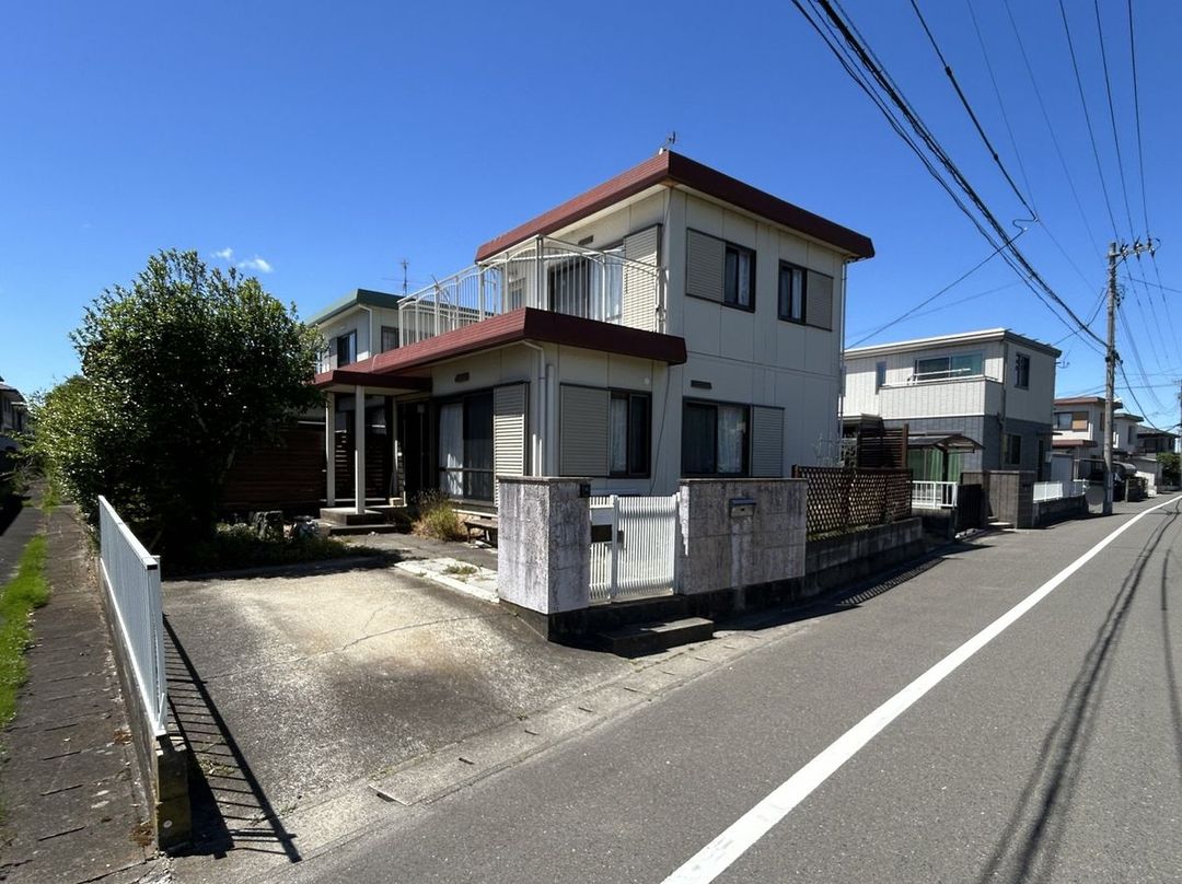 3LDK Used House for Sale in Kamiiida, Wakabayashi Ward, Sendai - Thumbnail 2