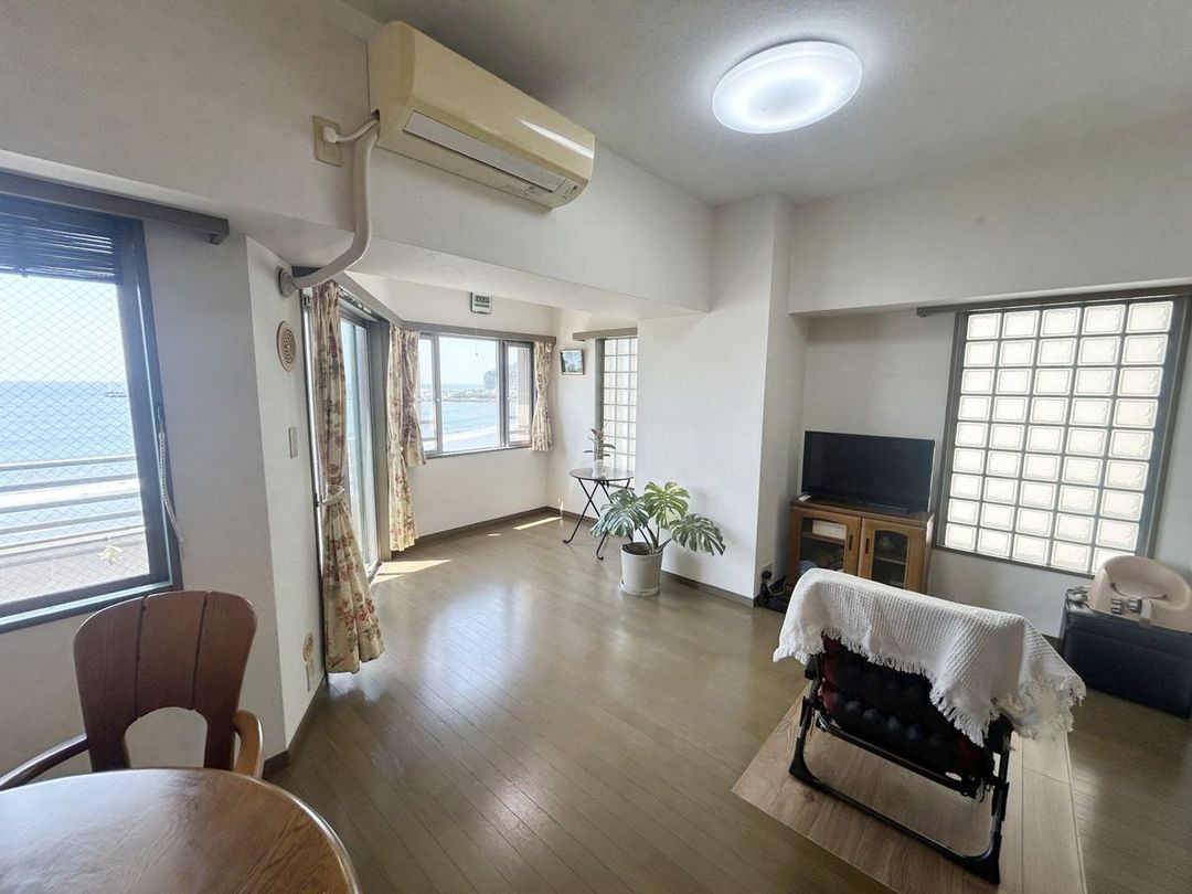 3LDK Apartment in Katase Enoshima, Fujisawa with Ocean View - Thumbnail 2