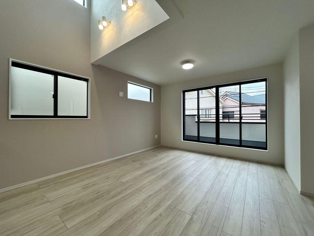 New 3SLDK Detached House for Sale in Yao, Osaka - Thumbnail 2