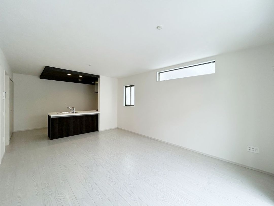 New 4LDK House for Sale in Higashiosaka, Osaka - Thumbnail 2