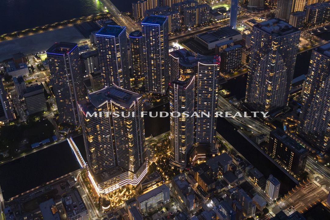 1K Apartment in Park Tower Kachidoki Mid, Tokyo - Thumbnail 2