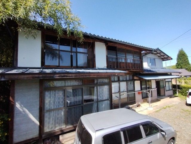 Traditional Style House with Field in Nagano's Togakushi - Thumbnail 2