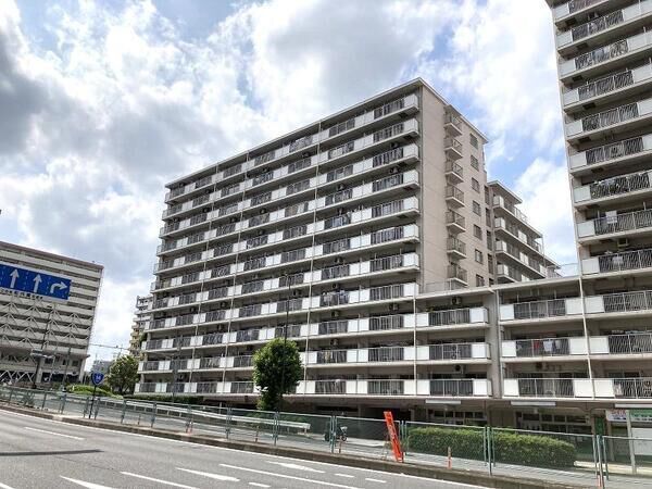 Renovated 2SLDK Apartment in Koto, Tokyo - Co-op Nomura Kameido - Thumbnail 2