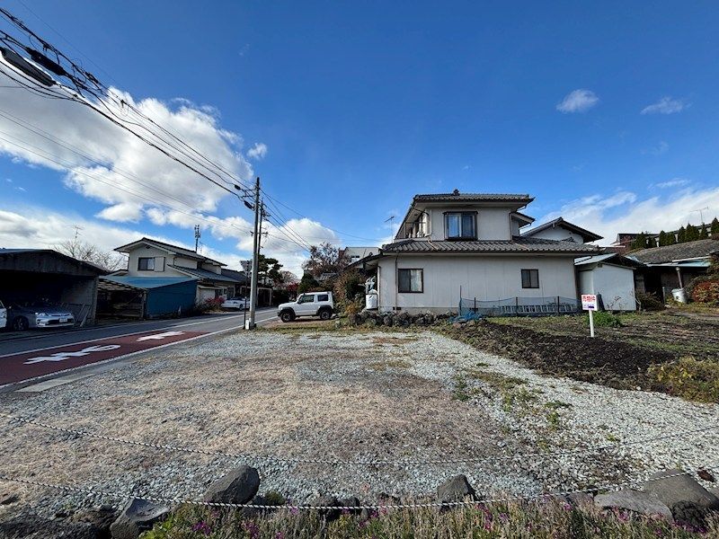 Flat Corner Land for Sale Near Naka-Karuizawa Station, 229.53 sqm - Thumbnail 2