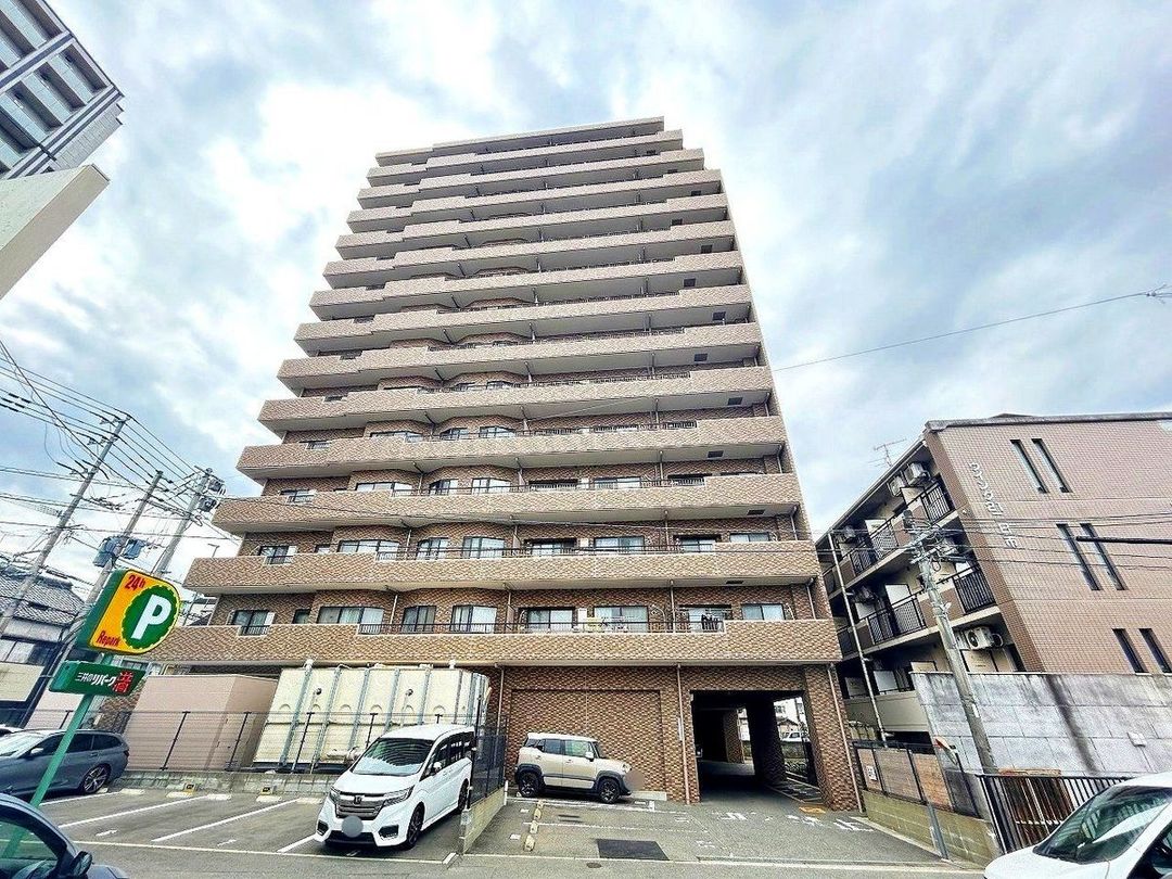 1LDK Apartment for Sale in Chikushino, Fukuoka - 86.16 sqm - Thumbnail 3