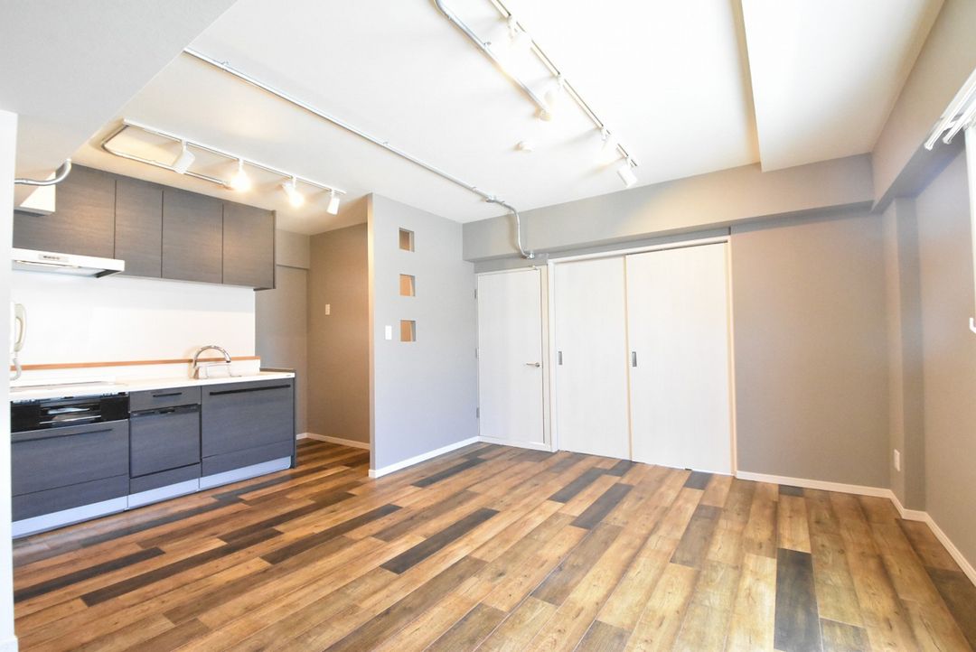 3LDK Apartment for Sale in Kita-ku, Okayama City, 70.92 sqm - Thumbnail 2