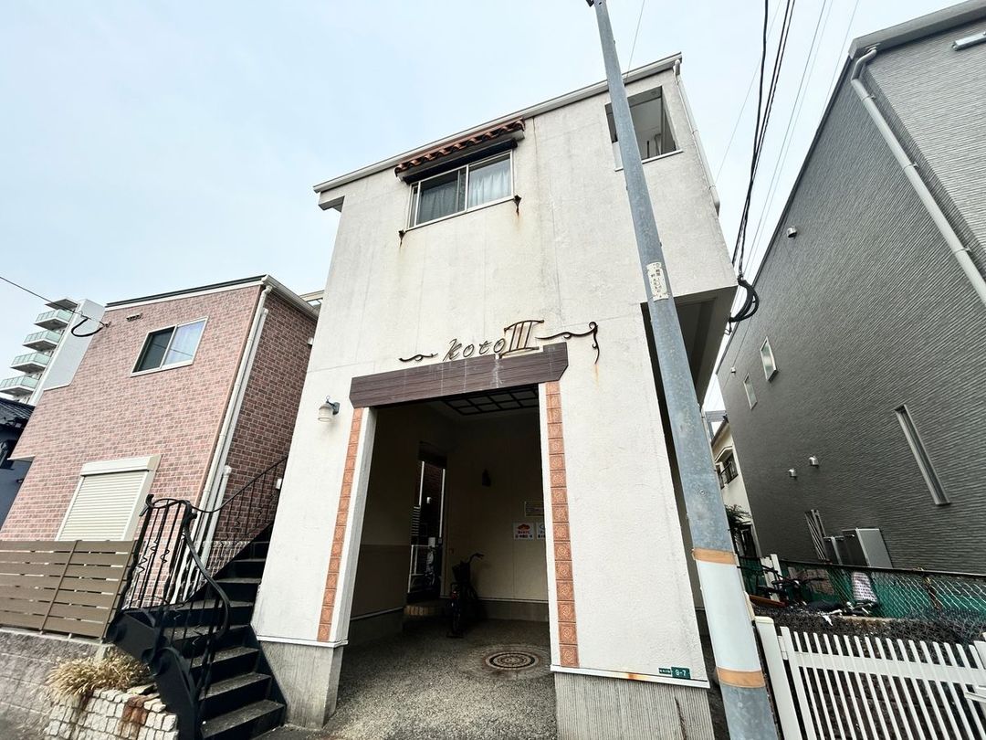 7-Unit Apartment Building for Sale in Hakozaki, Fukuoka - Thumbnail 2