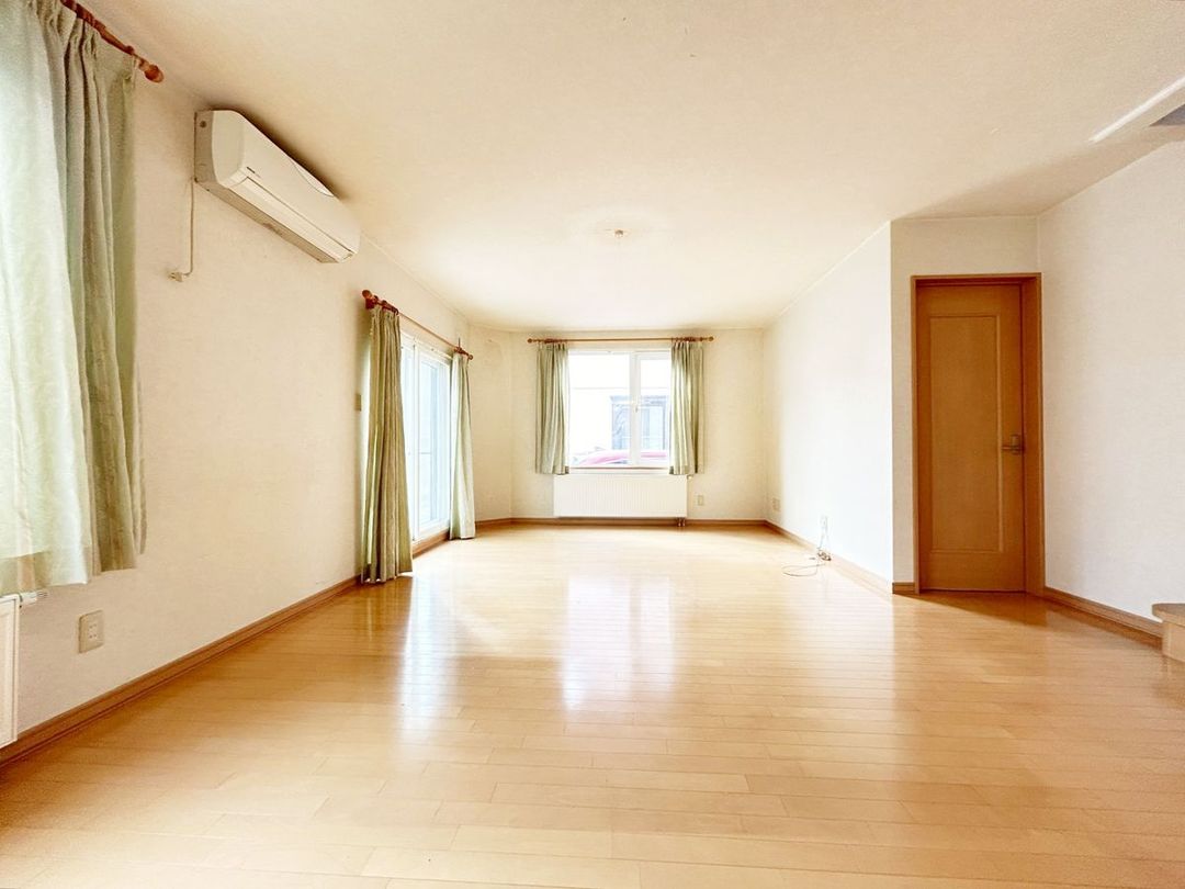 3LDK Detached House for Sale in Ebetsu, Hokkaido - Thumbnail 2