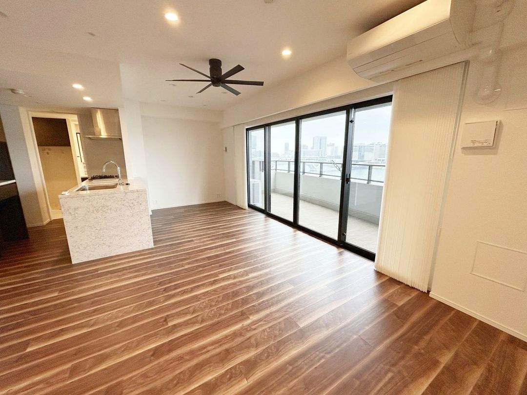 4LDK 95.22sqm Apartment for Sale in Harumi, Chuo-ku, Tokyo - Thumbnail 2