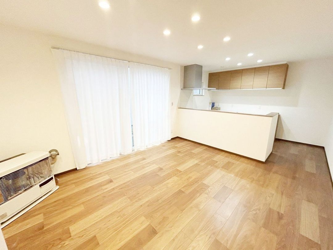Modern 3LDK House in New Kotoni, Sapporo | 2020 Build - Thumbnail 2