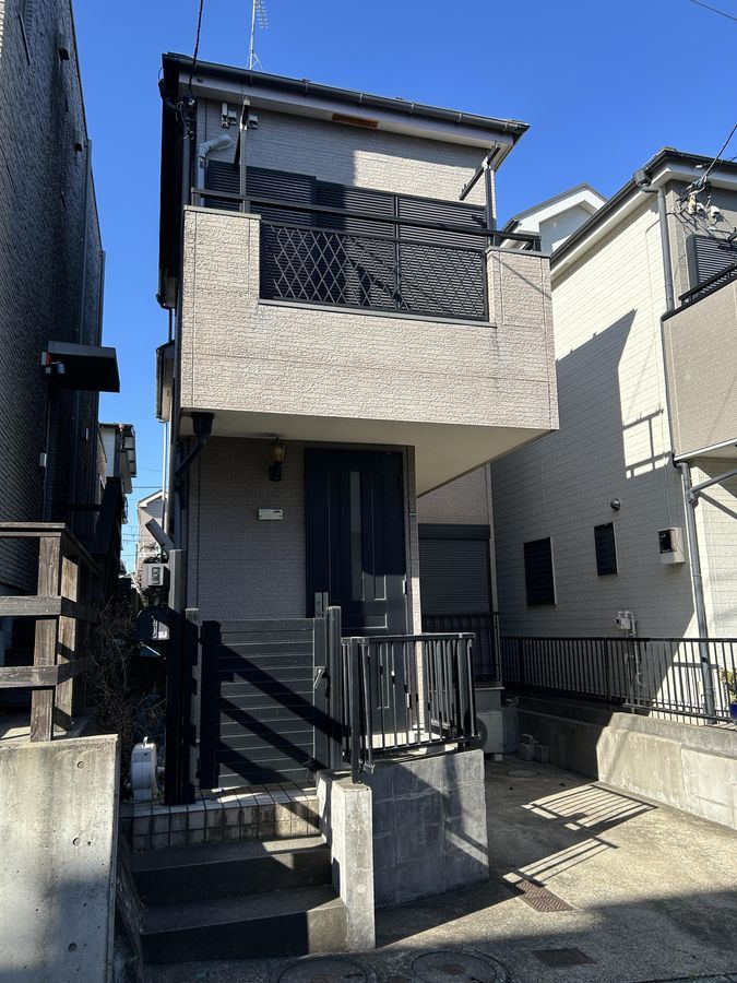 3LDK Detached House for Sale in Yokohama Sakae Ward - Thumbnail 2